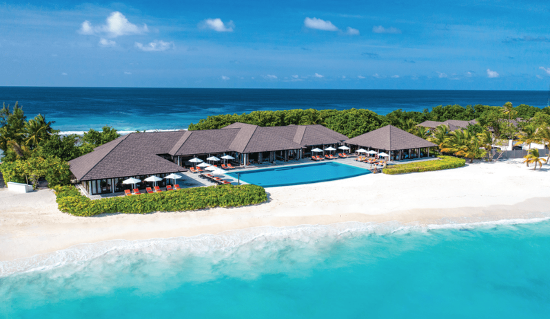 The Sunset, Exterior